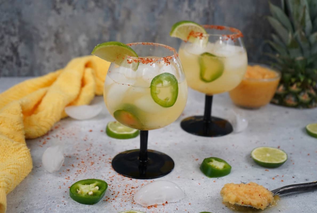 smoked pineapple margarita 