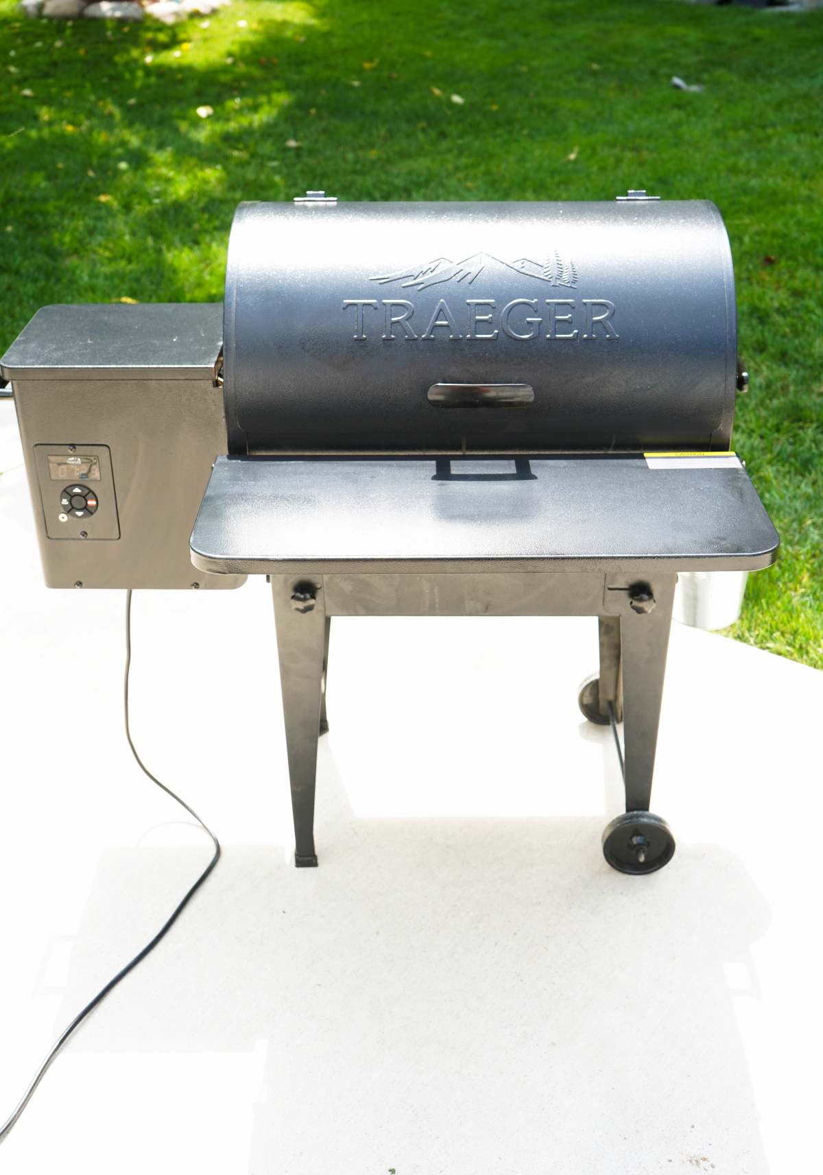 Traeger Tailgater Full grill on cement